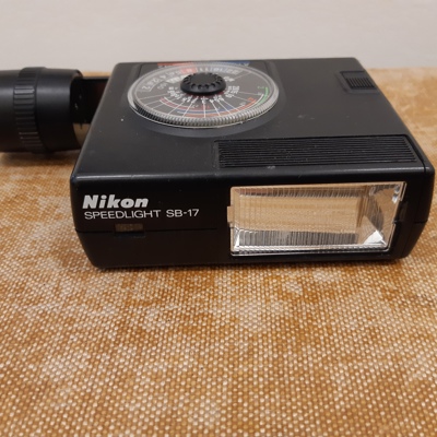 Nikon Speedlight SB-17