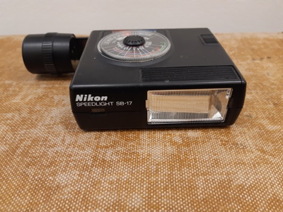 Nikon Speedlight SB-17
