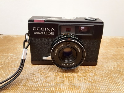 Cosina 35E, mätsökarkamera, 38mm f2.7