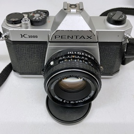 Pentax K1000 med SMC Pentax- M 50mm f2